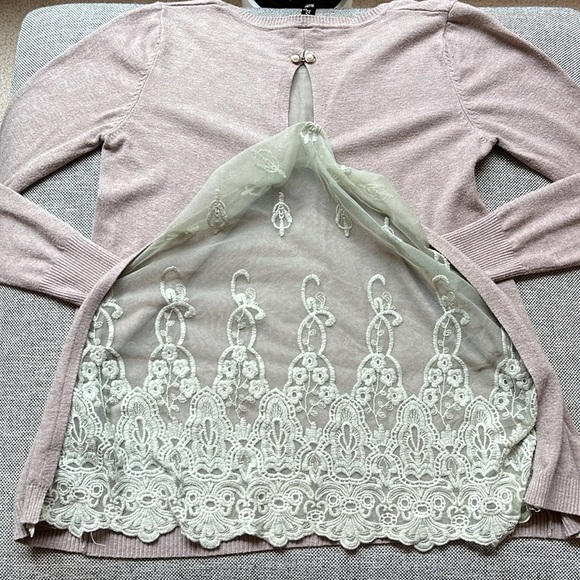 Vintage Lace Sweater with rhinestone and pearl detailing, Size: S/M - Picture 10 of 17